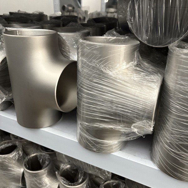 鈦管件鈦翻邊鈦三通鈦彎頭45度90度彎頭現(xiàn)貨供應(yīng),陜西嘉信鈦鋯科技有限公司圖2