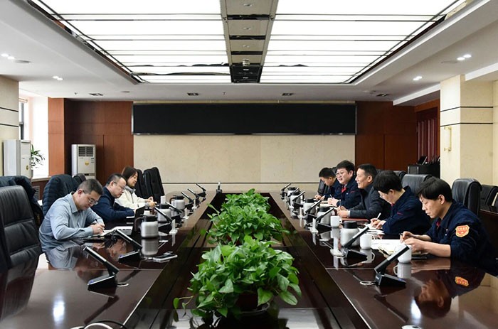 蓝星(北京)化工机械有限公司总经理乔霄峰一行来宝钛集团走访交流