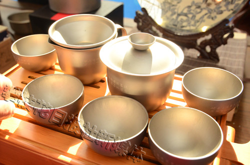 這個手鏈“鈦”美麗