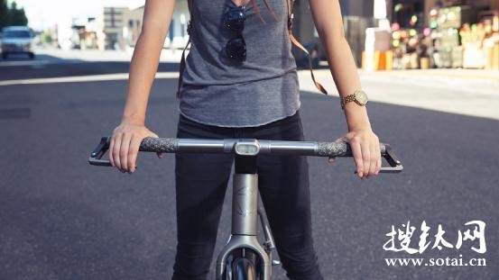 鈦金屬3D打印自行車：用動能發電/GPS定位