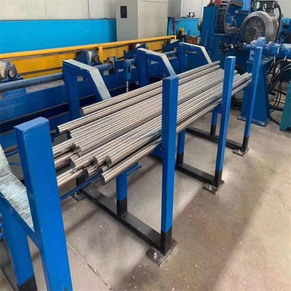 TA1純鈦實心圓棒鍛打鈦棒圖2