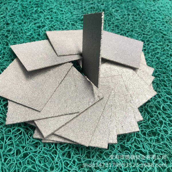 過濾用鈦燒結板燒結鈦板 多孔鈦燒結板 10-30微米泡沫鈦板定制圖3