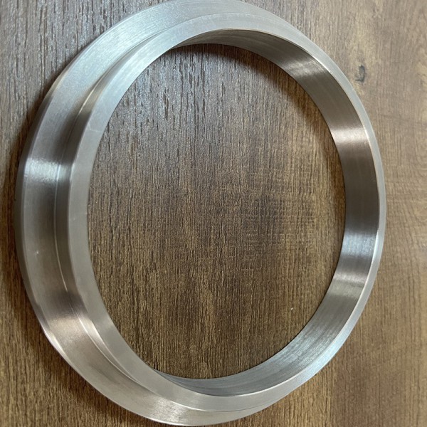 廠家供應(yīng)鈦環(huán)鈦鍛件大口徑鍛件鈦餅鈦圓環(huán)鈦合金環(huán)鈦筒鈦管件圖4