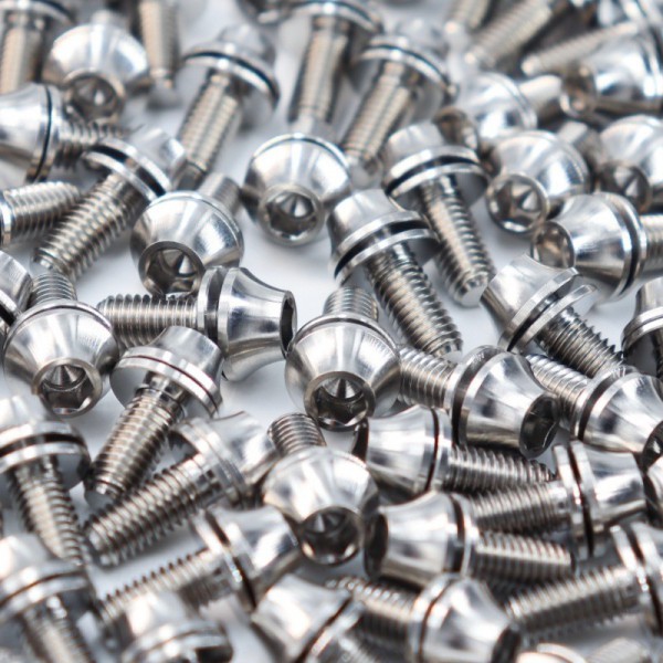 鈦合金水壺架螺絲/水壺裝備鈦螺絲帶墊片/M5*12山地車自行車螺絲圖2