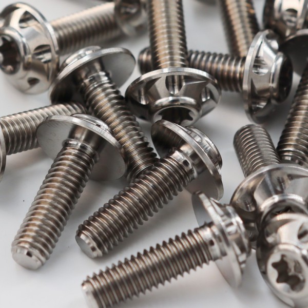 TS摩托車M6*15鈦合金螺絲內(nèi)梅花飛碟傳動蓋螺絲內(nèi)六角鈦螺絲圖3