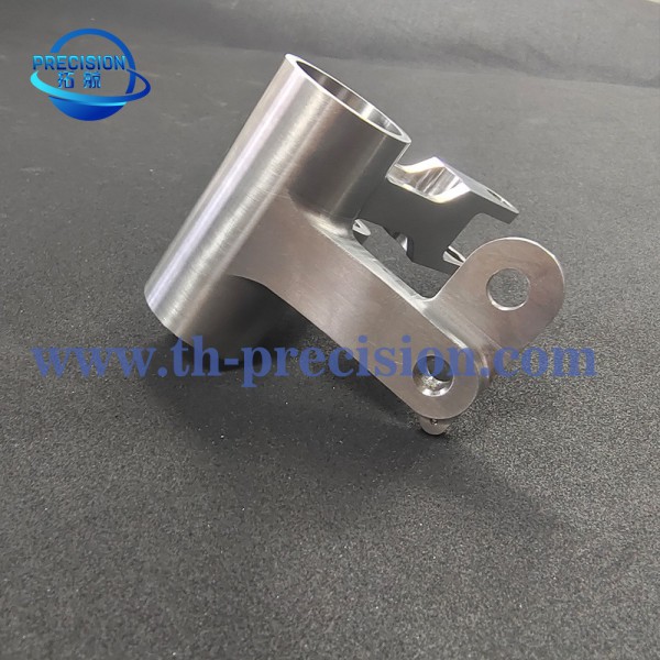 鈦合金接頭加工/精密結構件加工三軸加工中心圖3