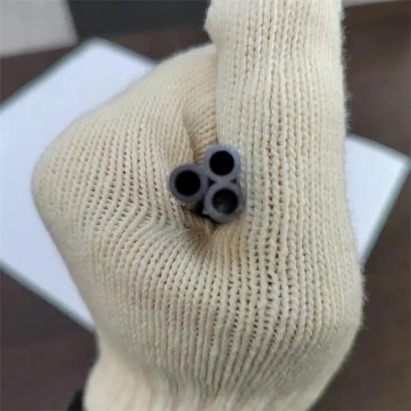 廠家供應(yīng) 高純度TA10鈦合金管 無縫鈦管航空用管 規(guī)格齊全 廠家供應(yīng)圖3