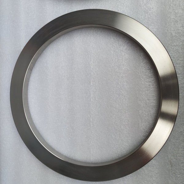 廠家供應(yīng)TA1/TA2純鈦環(huán)子 TA9 TA10 TC4鈦合金環(huán)子 無縫鈦桶鍛造圖3