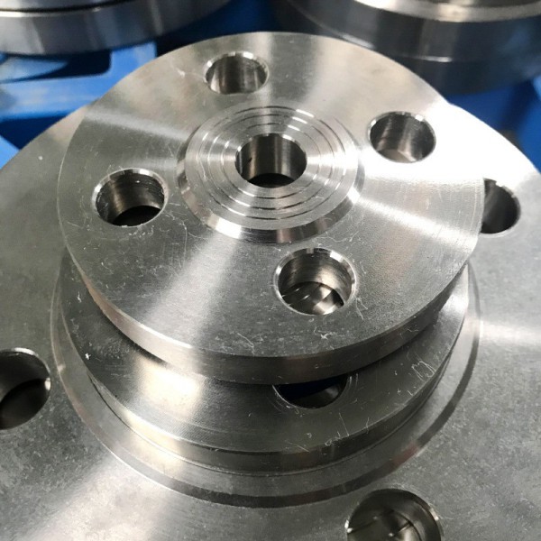 廠家供應鈦法蘭平焊法蘭多規格法蘭盲板非標鈦加工件材料品種多樣圖2