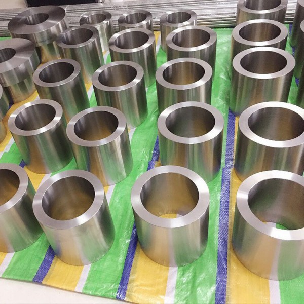 現貨供應TA2純鈦翻邊鈦對焊環鈦活套法蘭 鈦彎頭鈦三通鈦管件廠家圖4
